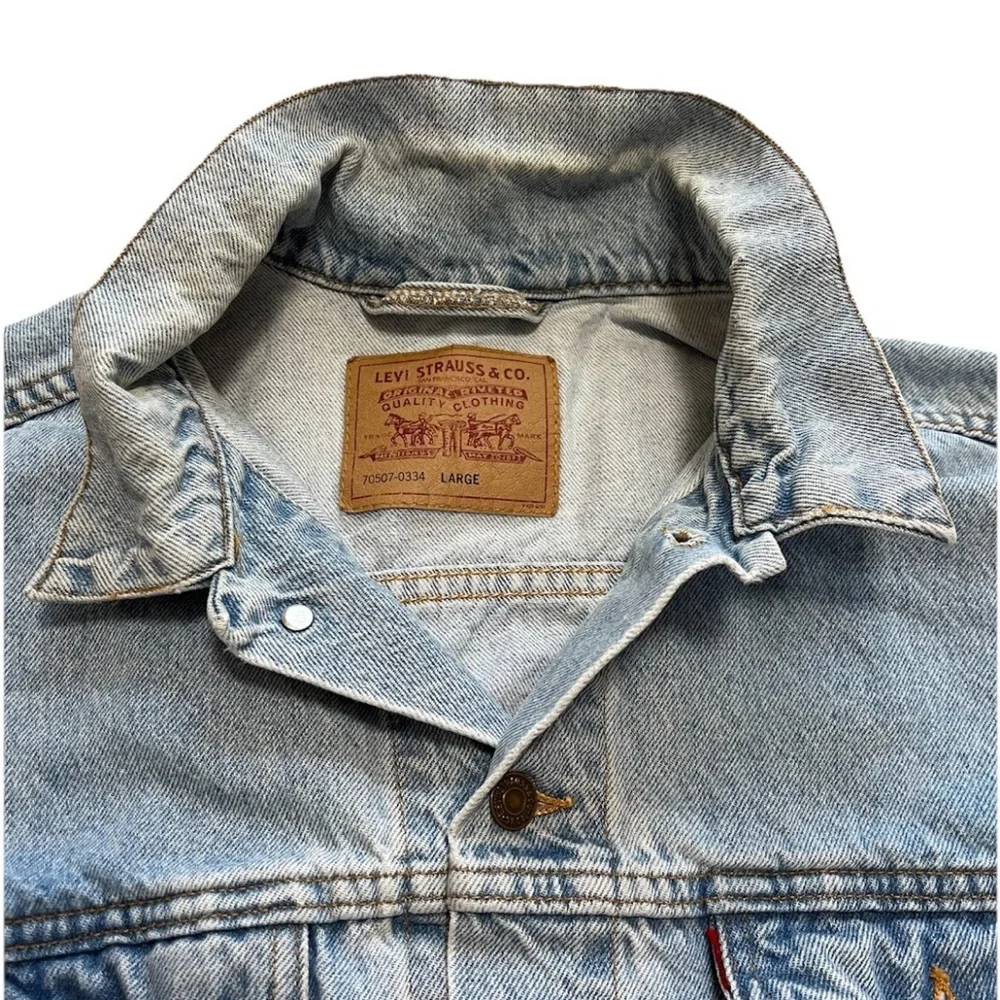 VTG Levi’s 70507-0334 USA Made Denim Trucker Jacket Large 26x26 303 Button Back - Picture 4 of 10